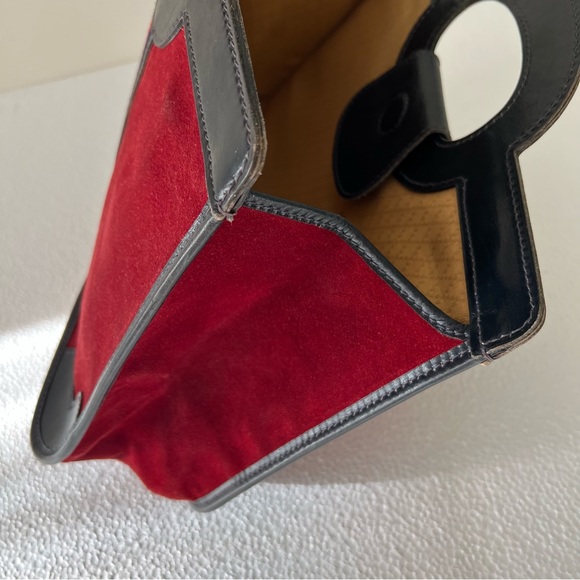 Vintage Gucci 1970s hand bag with cut out top handle red Nubuck navy leather web - Picture 9 of 17